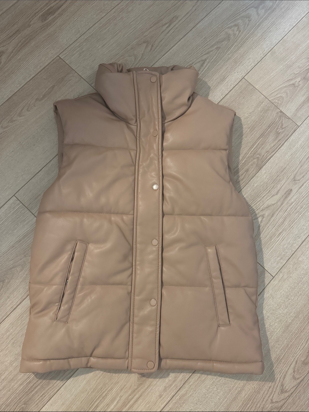 Abercrombie & Fitch Taupe Quilted Puffer Vest vegan leather